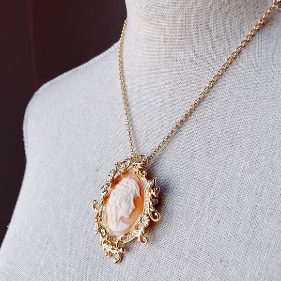 Amedeo Butterfly Lady Face Cameo Pendant Necklace Victorian Revival Brooch - Picture 3 of 15